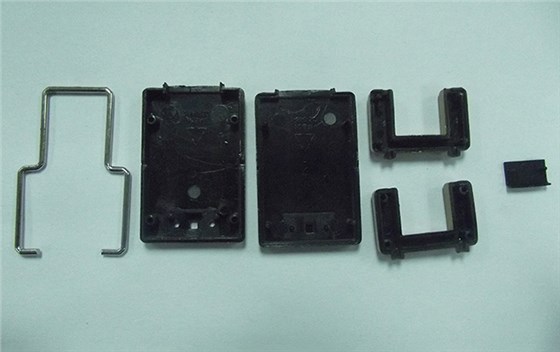 機(jī)器人U盤外殼注塑加工案例U48 u盤外殼加工廠