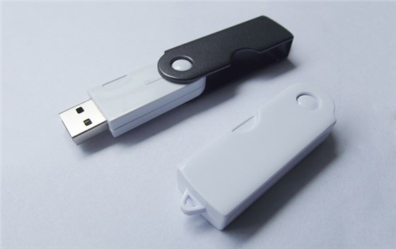 u盤 外殼注塑加工案例U120 簡(jiǎn)易U盤外殼