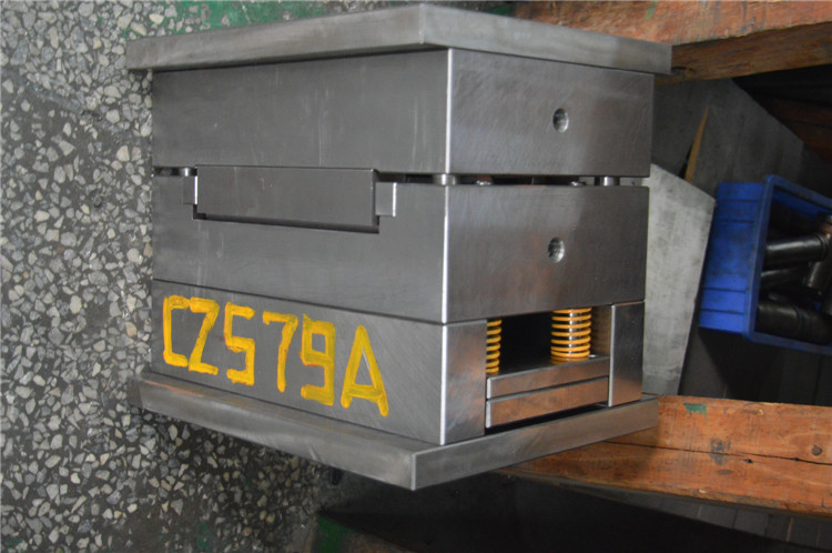 注塑模具 注塑模具