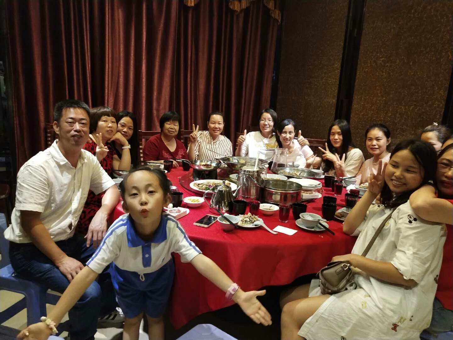 創(chuàng)智塑膠模具母親節(jié) 創(chuàng)智塑膠模具母親節(jié)