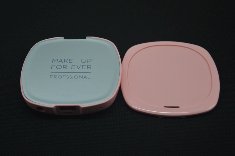 移動電源外殼注塑加工案例CZ566A 注塑制品加工 移動電源外殼注塑加工案例CZ566A 注塑制品加工