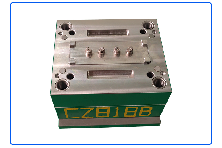 無線藍牙耳機模具加工案例CZ818B 小型注塑模具價格 無線藍牙耳機模具加工案例CZ818B 小型注塑模具價格
