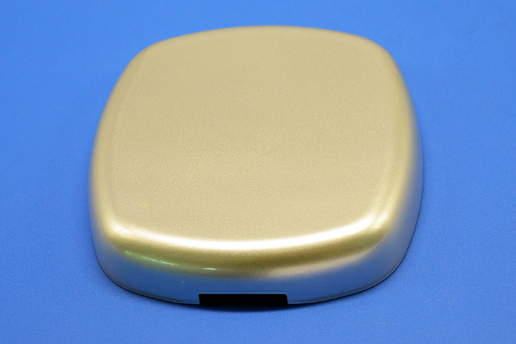 移動(dòng)電源外殼噴油案例U566A 塑膠件上噴油 移動(dòng)電源外殼噴油案例U566A 塑膠件上噴油